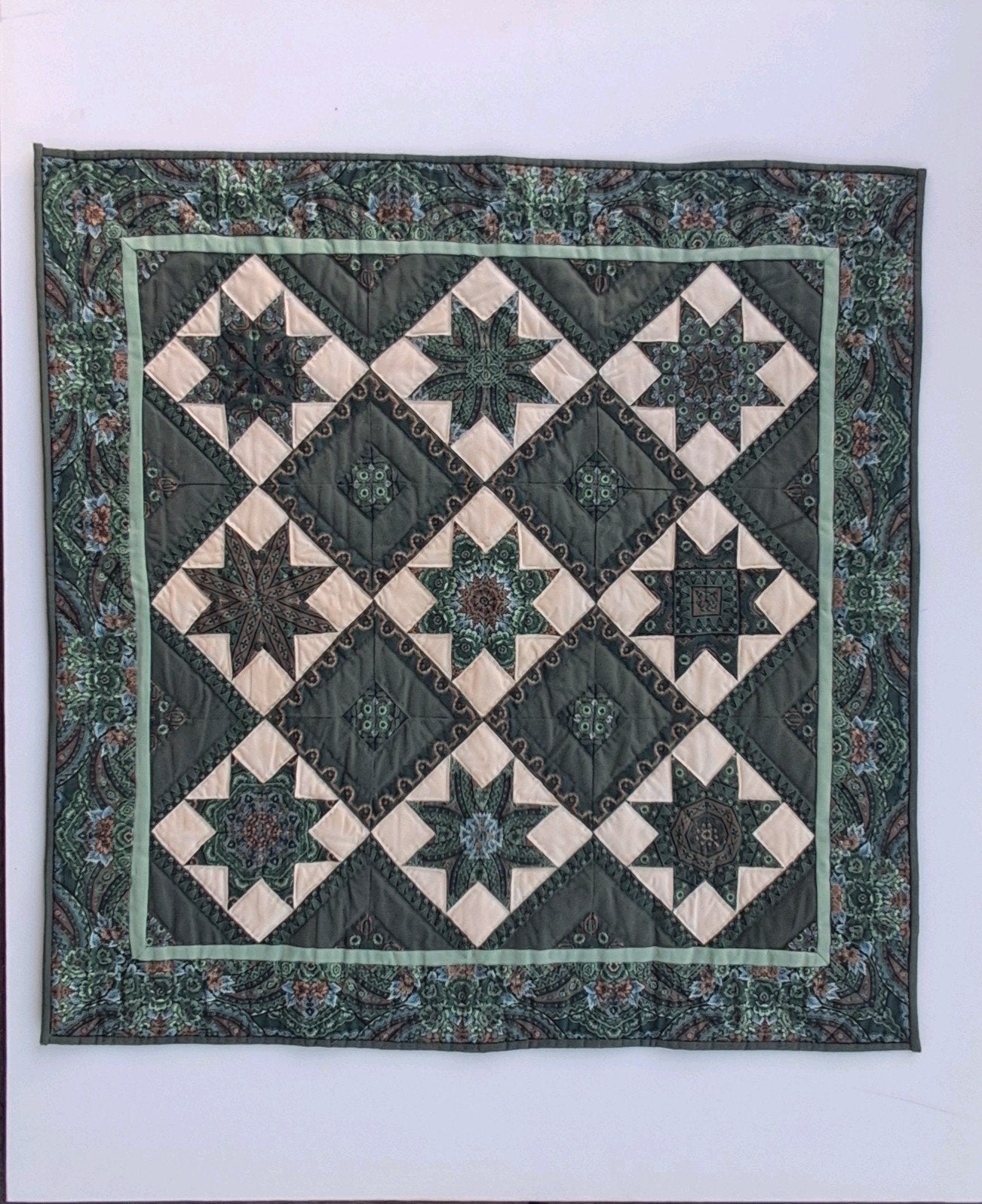 Handgemaakte Quilt Wandkleed (88x88 cm) – Caleidoscoop Ster, 88 cm, Groen, Ophalen of Verzenden, Zo goed als nieuw