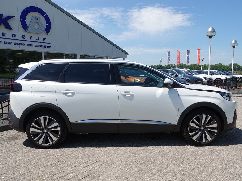 Peugeot 5008 1.2 PT Allure AUT. 130PK 7-PERS | PANO | H-LEER, Gebruikt, Euro 6, 1199 cc, Automatische klimaatregeling