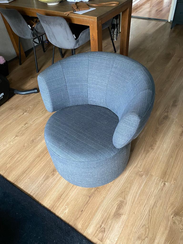 Rolf Benz draaifauteuil, jeans blauw., Ophalen, Zo goed als nieuw, Draaifauteuil, Blauw