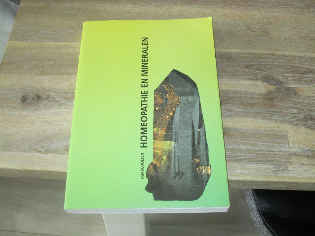 Jan Scholten homeopathie en mineralen, Boeken, Studieboeken en Cursussen, Ophalen of Verzenden, Alpha, Nieuw, HBO