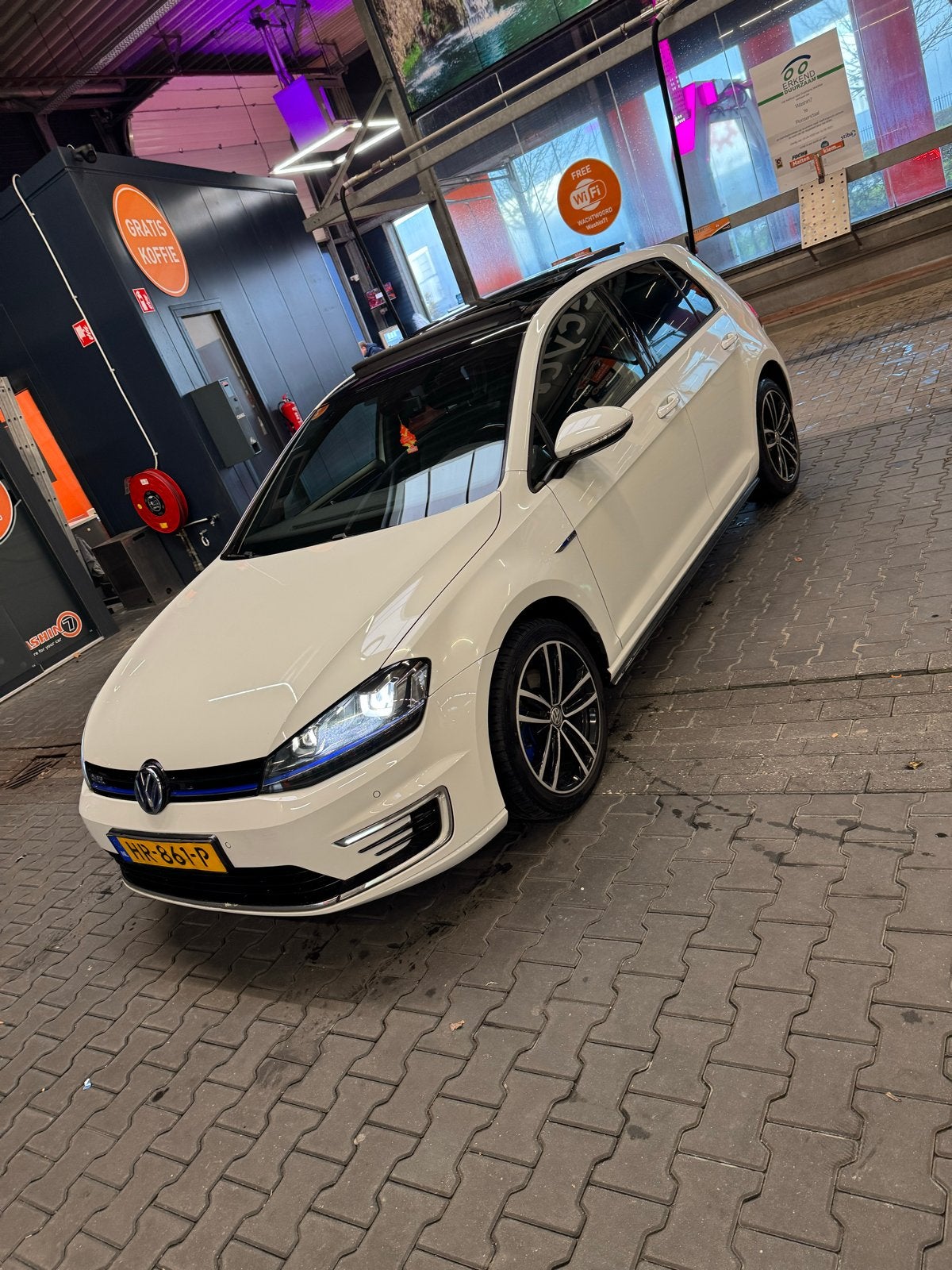 Volkswagen Golf 1.4 TSI Phev 204pk 5D DSG 2015 Wit, Wit, 1395 cc, 1499 kg, 149 pk