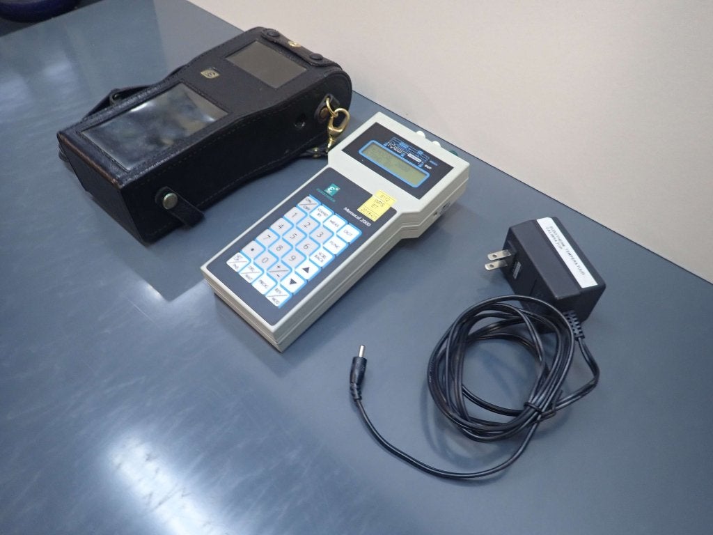 Eurotherm Memocal 2000 Kalibratietester / functiegenerator, Doe-het-zelf en Verbouw, Meetapparatuur, Niet ingevuld, Gebruikt, Niet ingevuld