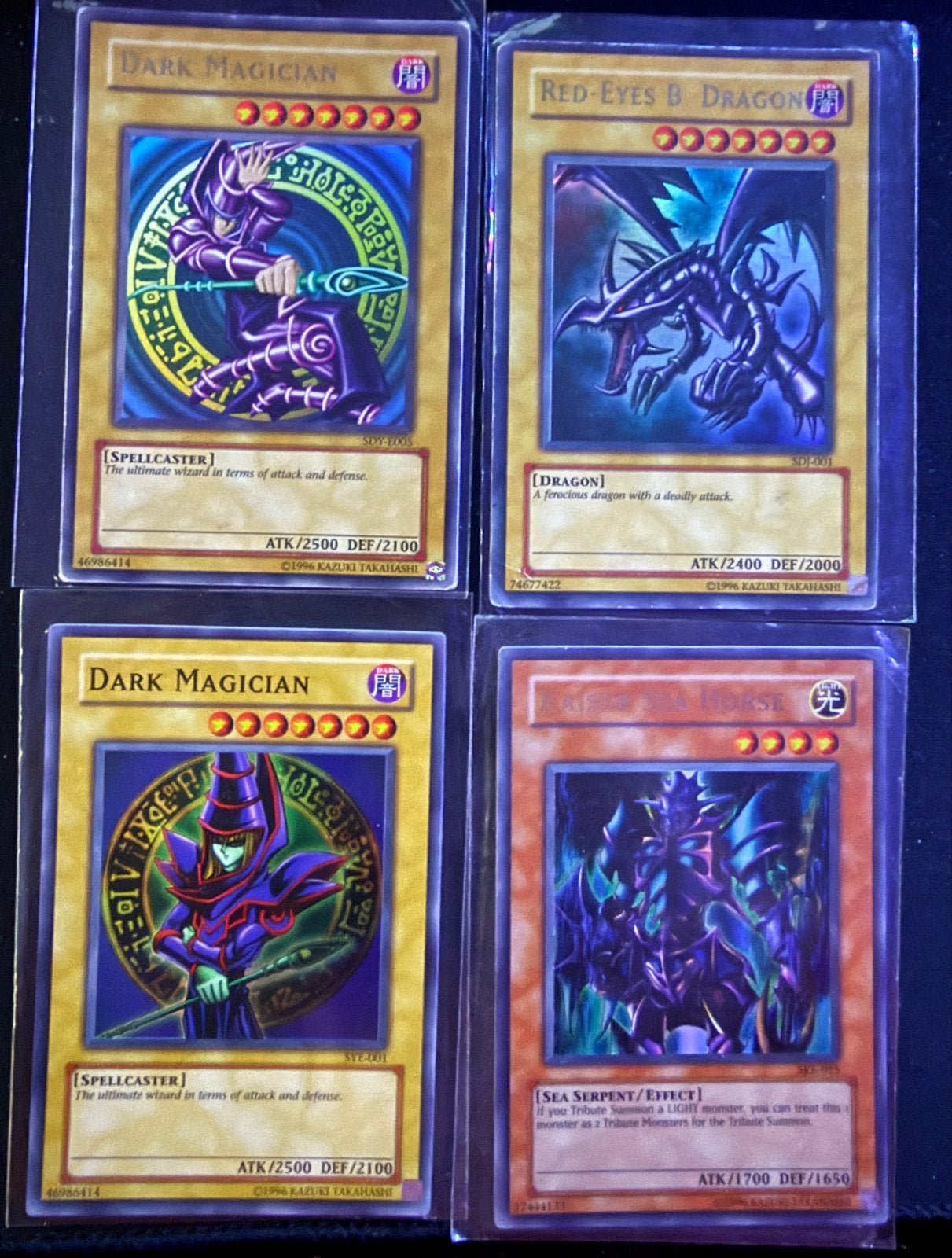 Yu-Gi-Oh! Kaarten: Dark Magician, Red-Eyes B Dragon, Ophalen of Verzenden, Zo goed als nieuw, Meerdere kaarten
