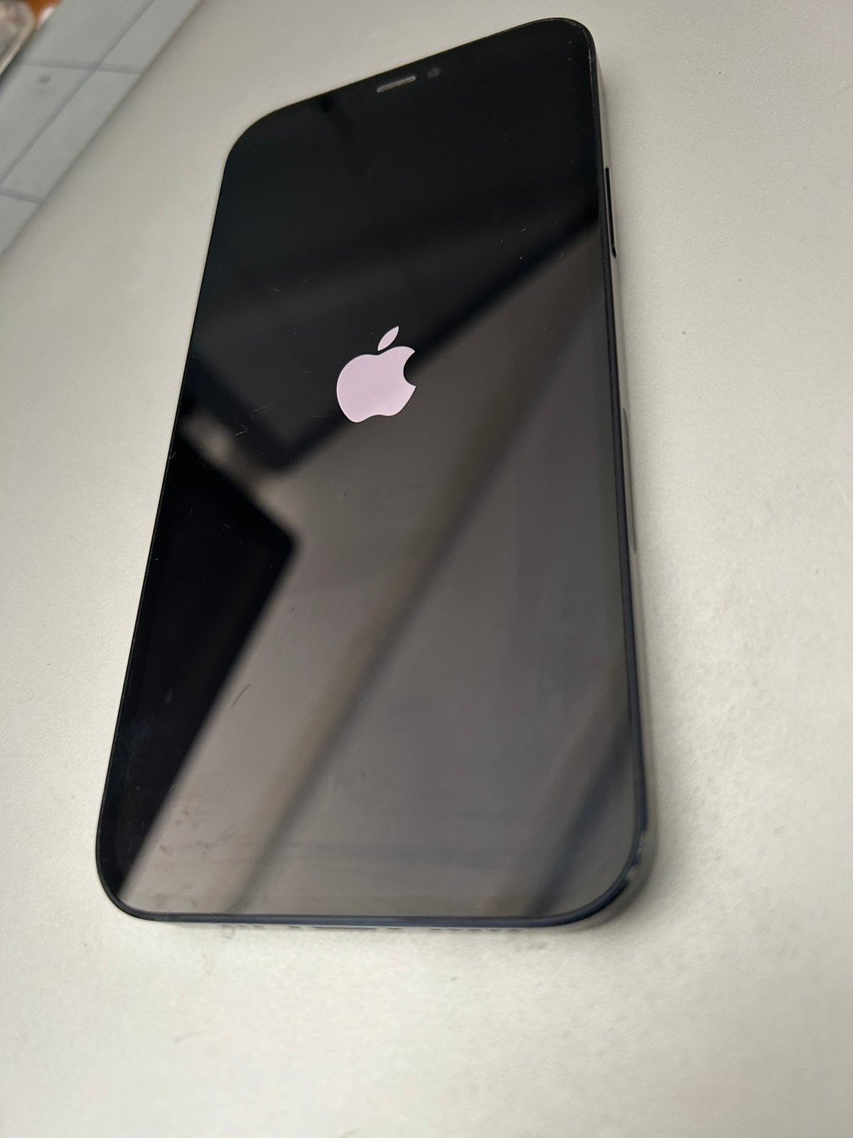 Iphone 12 zwart 64gb, Telecommunicatie, Mobiele telefoons | Apple iPhone, Ophalen, 86 %, Zwart, Zo goed als nieuw
