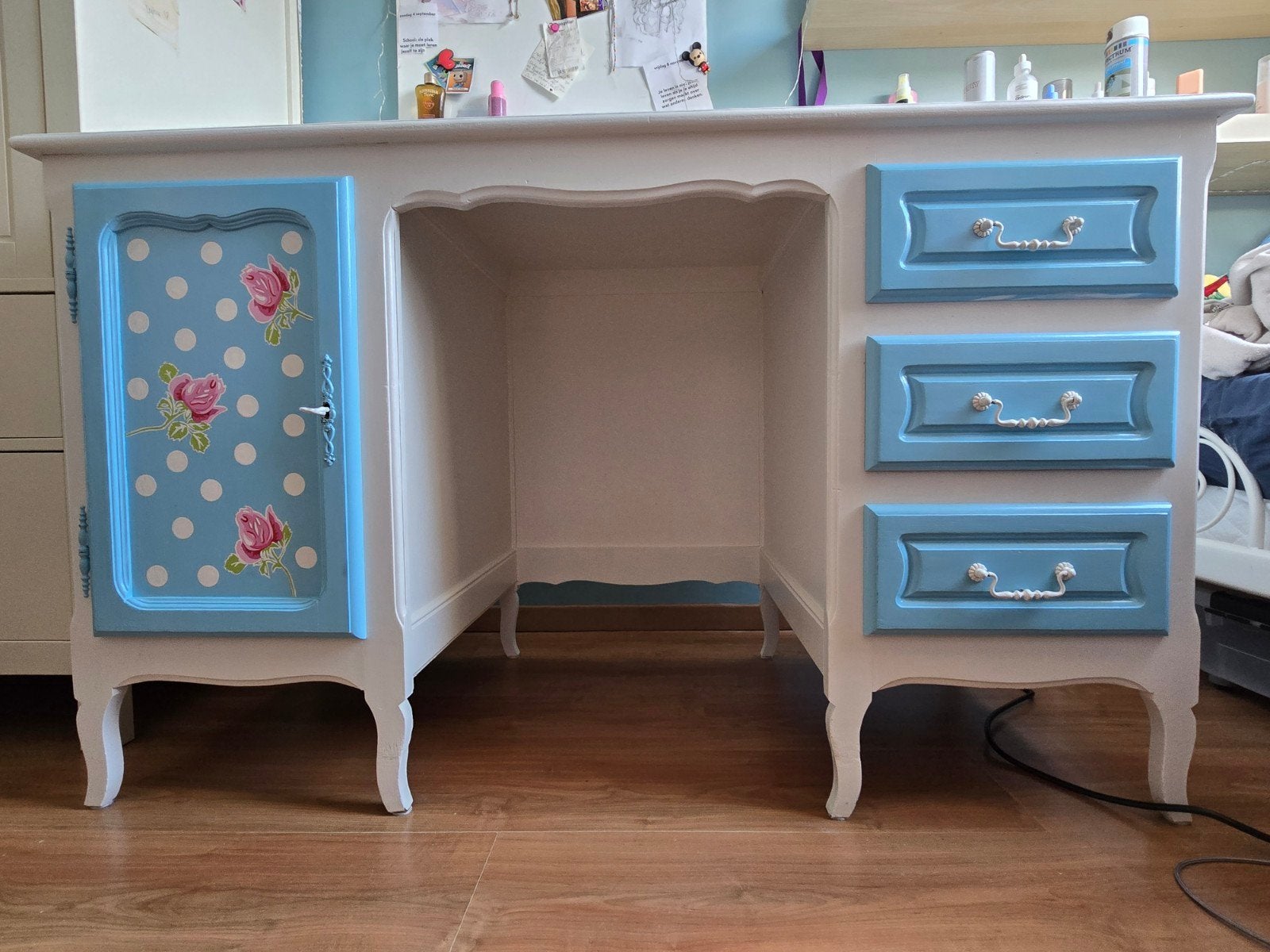 Brocante bureau met kastje en diepe lades, Ophalen, Met lades, Gebruikt, Hout