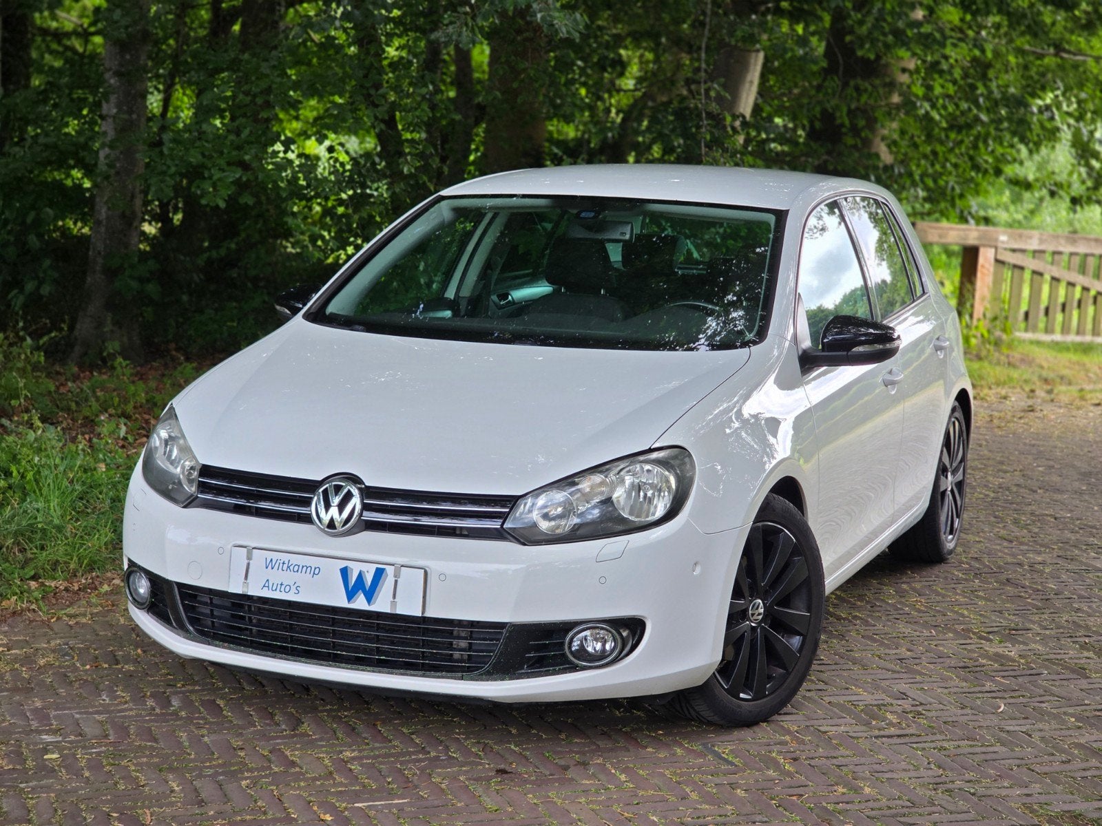 Volkswagen Golf 1.2 TSI | Stoelver. | Cruise | Nette auto |, Auto's, Voorwielaandrijving, Euro 5, Stof, Zwart