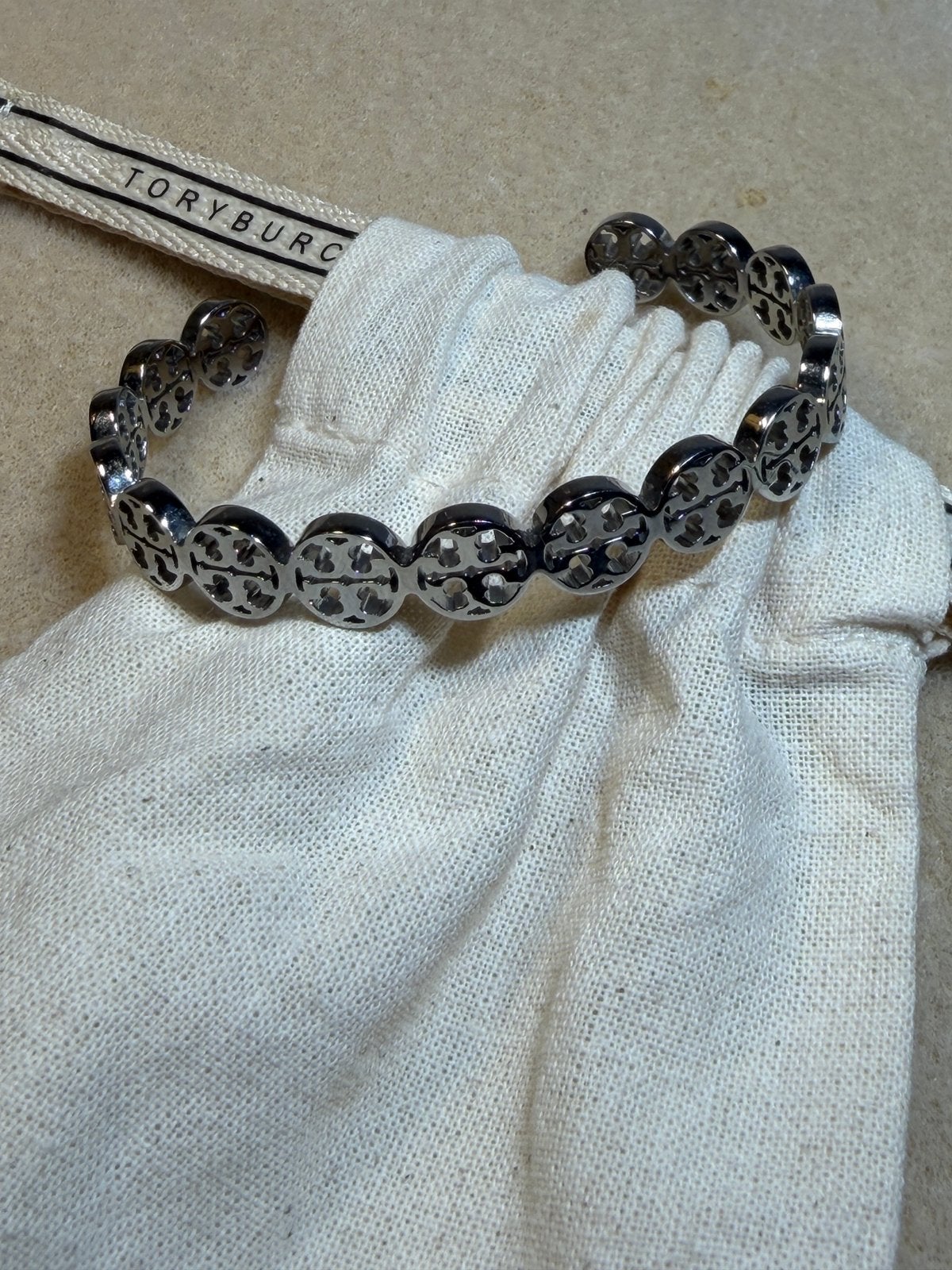 Tory Burch armband, Ophalen of Verzenden, Zo goed als nieuw, Zilver, Zilver