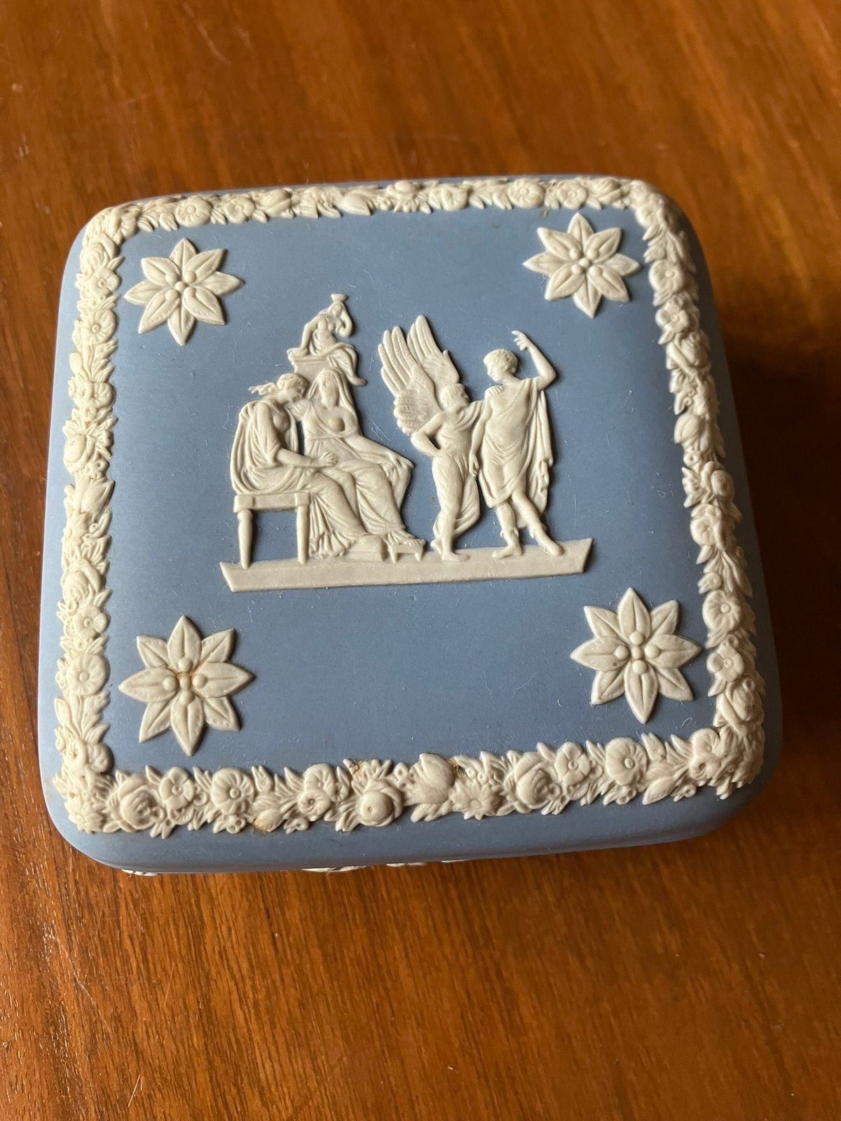 Wedgwood Jasperware Doosje Lichtblauw, Antiek en Kunst, Antiek | Keramiek en Aardewerk, Ophalen of Verzenden