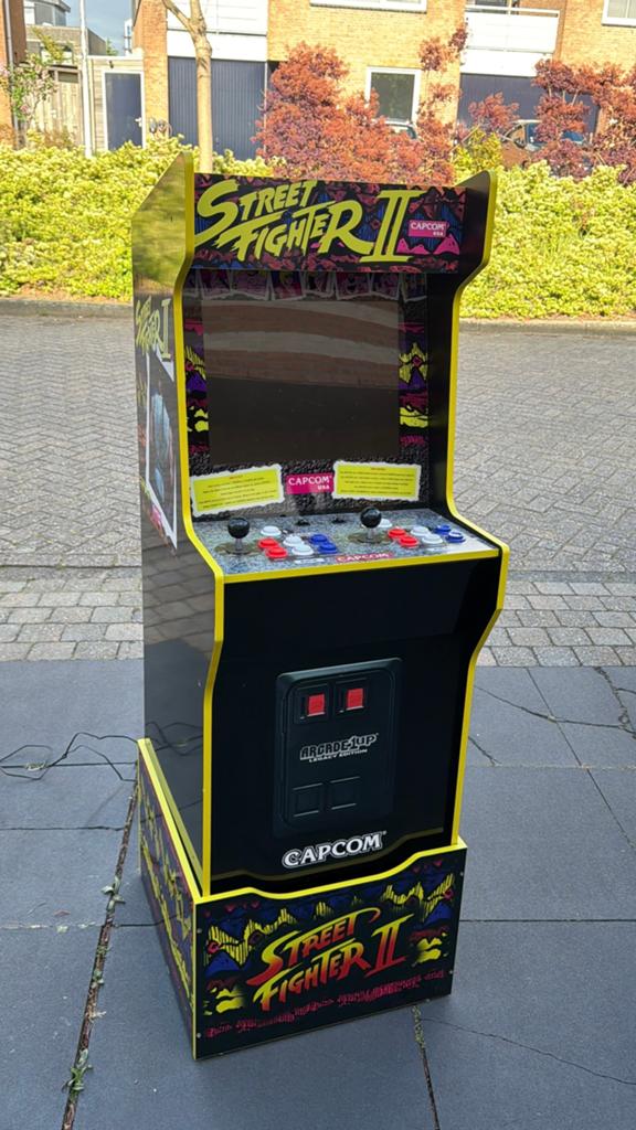 Arcade1Up Street Fighter II Capcom Legacy Edition, Ophalen, Vechten, 2 spelers, Eén computer