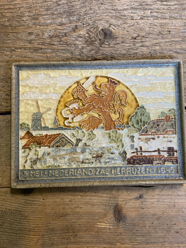Tegel 5 mei 1945 Nederland Zal Herrijzen - Delft, Ophalen of Verzenden