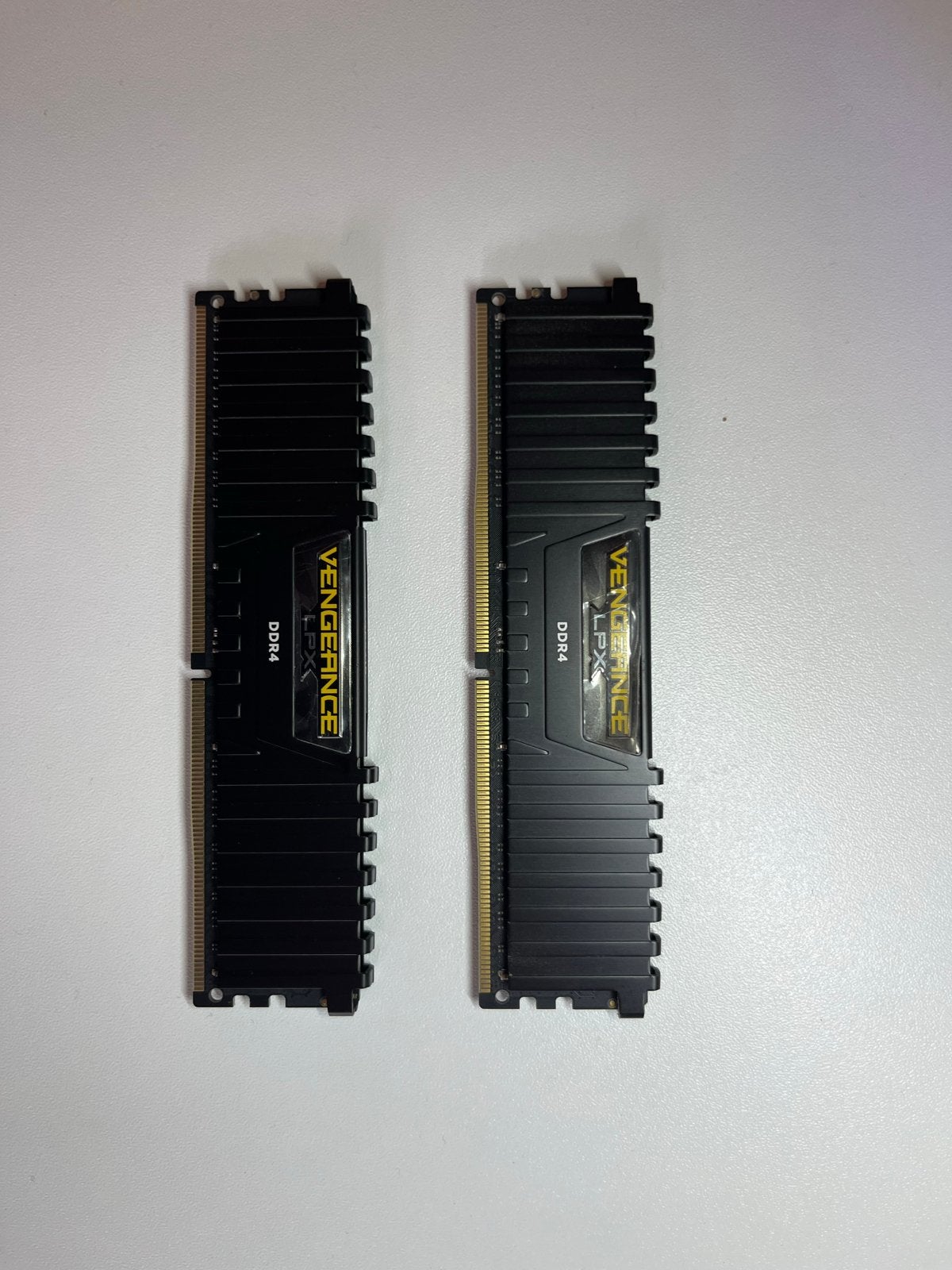 Corsair Vengeance LPX 32GB DDR4 RAM (2x16GB) 3200MHz, Computers en Software, RAM geheugen, Ophalen, Server, DDR4, Zo goed als nieuw