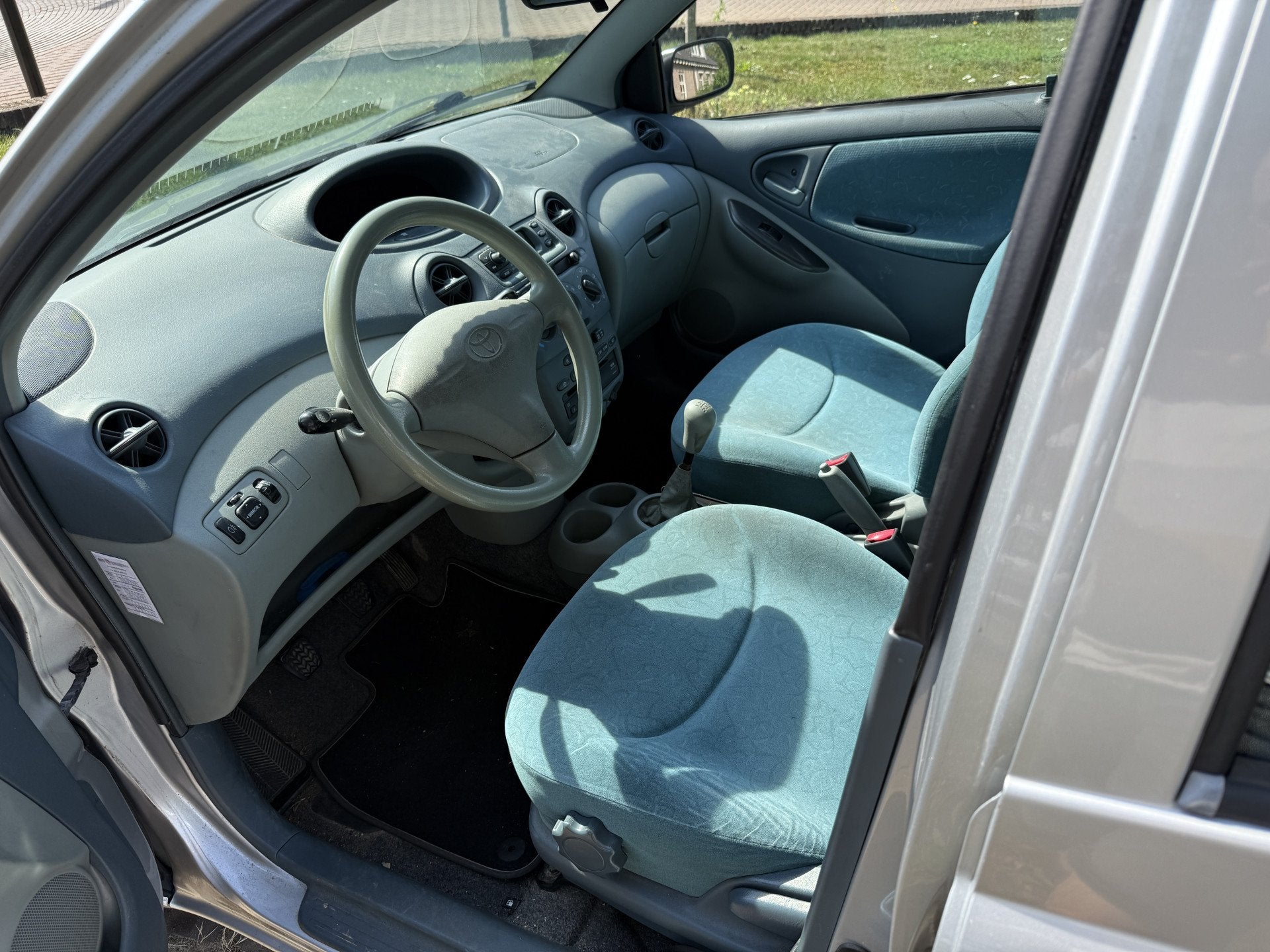 Toyota Yaris 1.3-16V VVT-i Sol Centr. Vergr / Elektr. ramen, foto 7