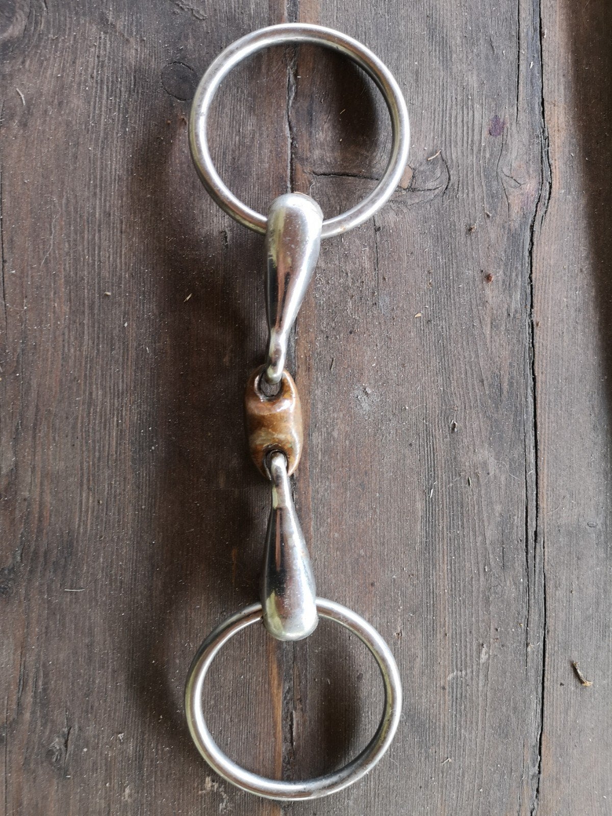 Dubbelgebroken bit met koperen middenstuk., Dieren en Toebehoren, Ophalen of Verzenden, Gebruikt