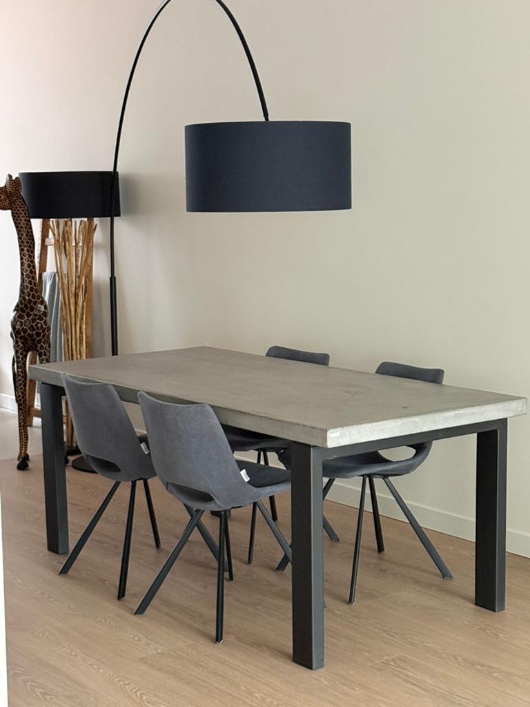 Moderne XOOON eettafel betonlook, Ophalen, Overige materialen, Gebruikt, 50 tot 100 cm