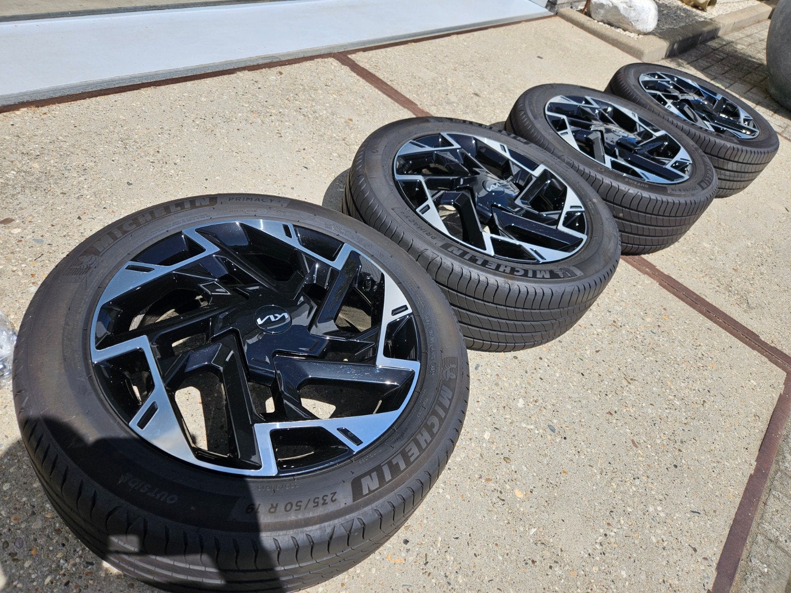 Zomerset Kia Sportage 19 inch 235/50R19, Auto-onderdelen, Banden en Velgen, Banden en Velgen, 235 mm, Zomerbanden, Ophalen