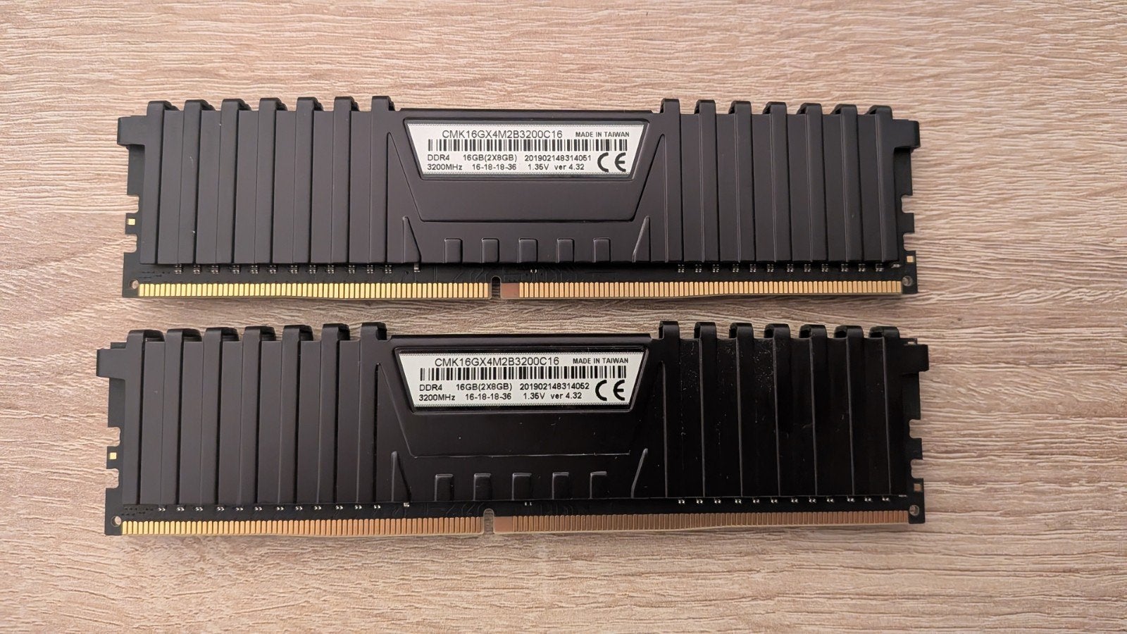 Foto 3 van Corsair Vengeance LPX 16GB (2x8GB) DDR4 3200MHz RAM