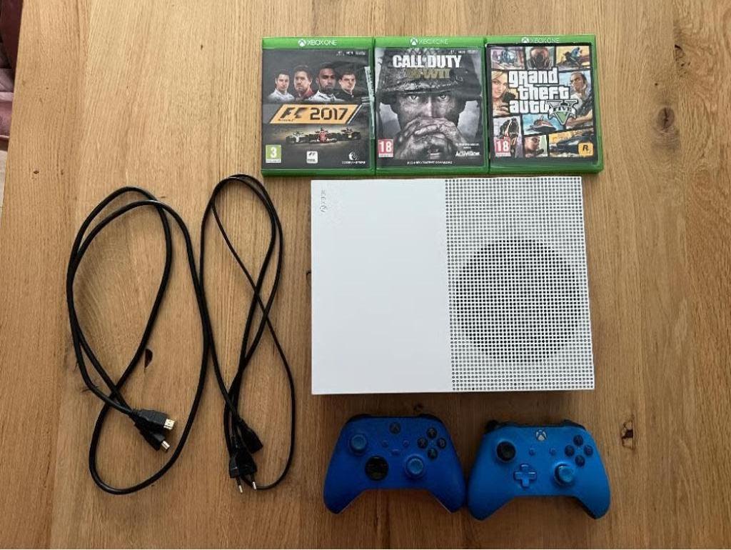 Xbox One S 1TB + 2 Controllers + 3 Games (Compleet), Ophalen, Zo goed als nieuw, Xbox Series S
