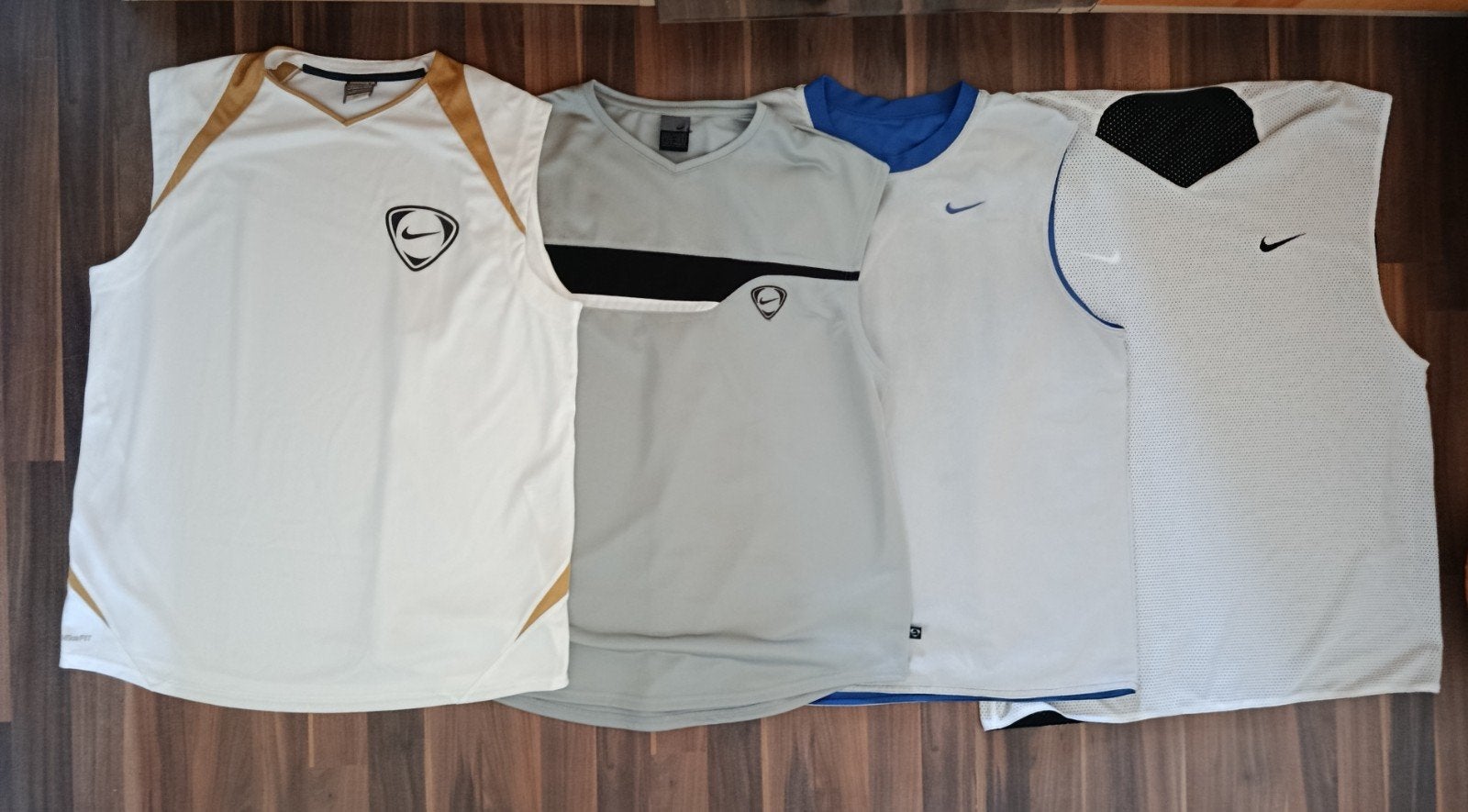 4 Nike zomer shirtjes - Maat XL en L, Kleding | Heren, T-shirts, Ophalen, Maat 56/58 (XL), Wit