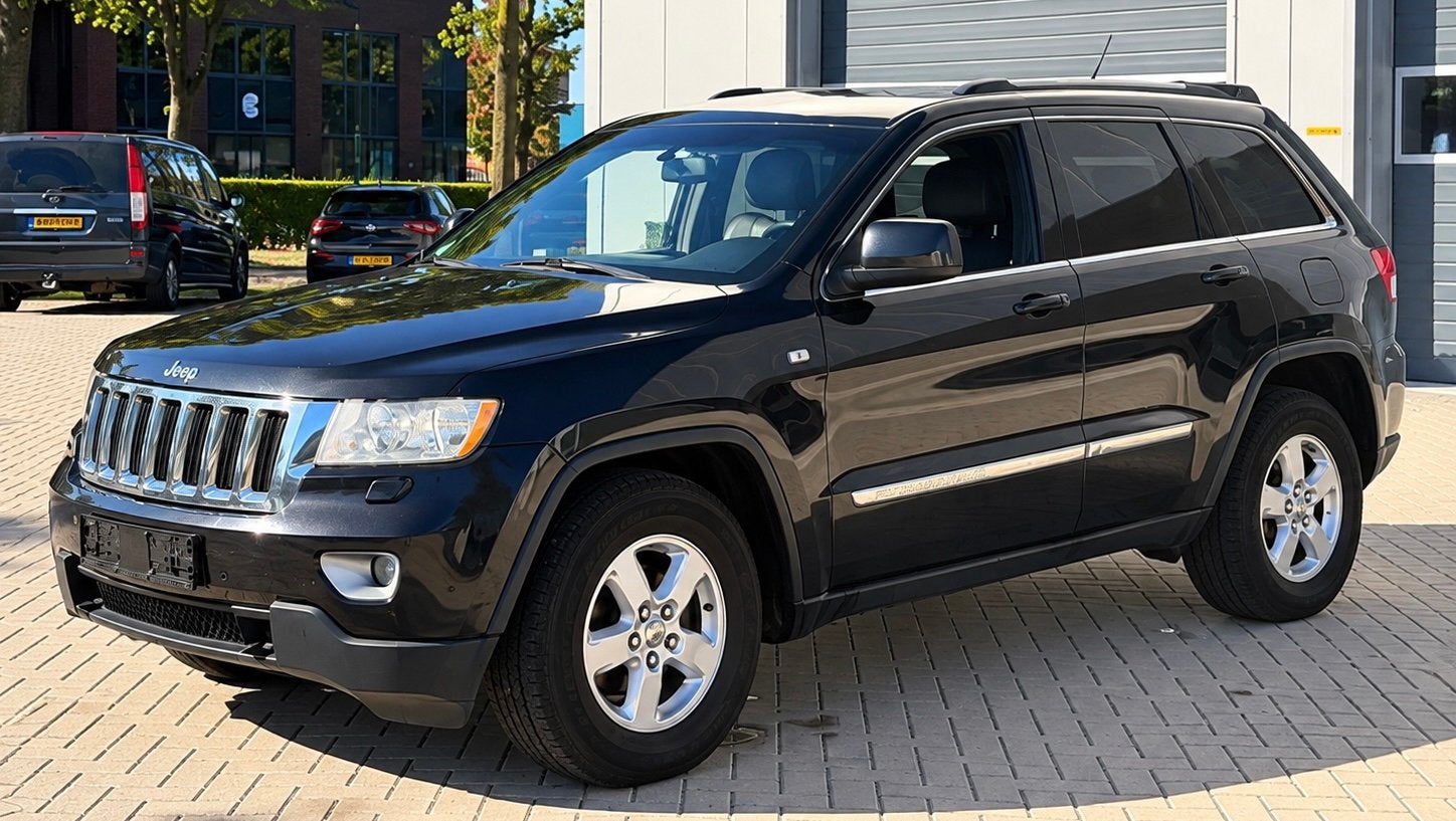 ‼️JEEP GRAND CHEROKEE 3.6 V6 286PK ZWART BJ2012 YOUNGTIMER‼️, Auto's, Automaat, Zwart, Zwart, Bedrijf