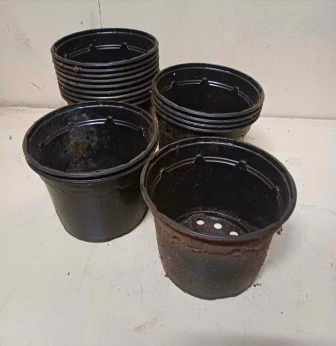 kweekpotten plantenpotten bloempotten 2 liter, Kunststof, Gebruikt, Rond, Ophalen of Verzenden