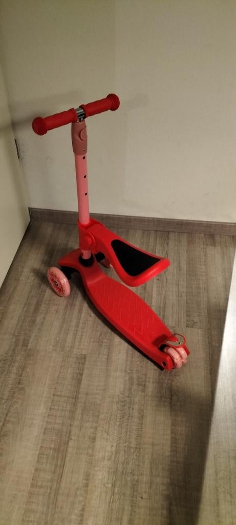 Stepje roze; gloednieuw!, Fietsen en Brommers, Steps, Ophalen, Nieuw, Gewone step