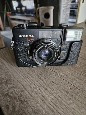 Mooie vintage Konica C 35 EF 35 mm compactcamera, werkend, Audio, Tv en Foto, Fotocamera's Analoog, Ophalen of Verzenden, Refurbished
