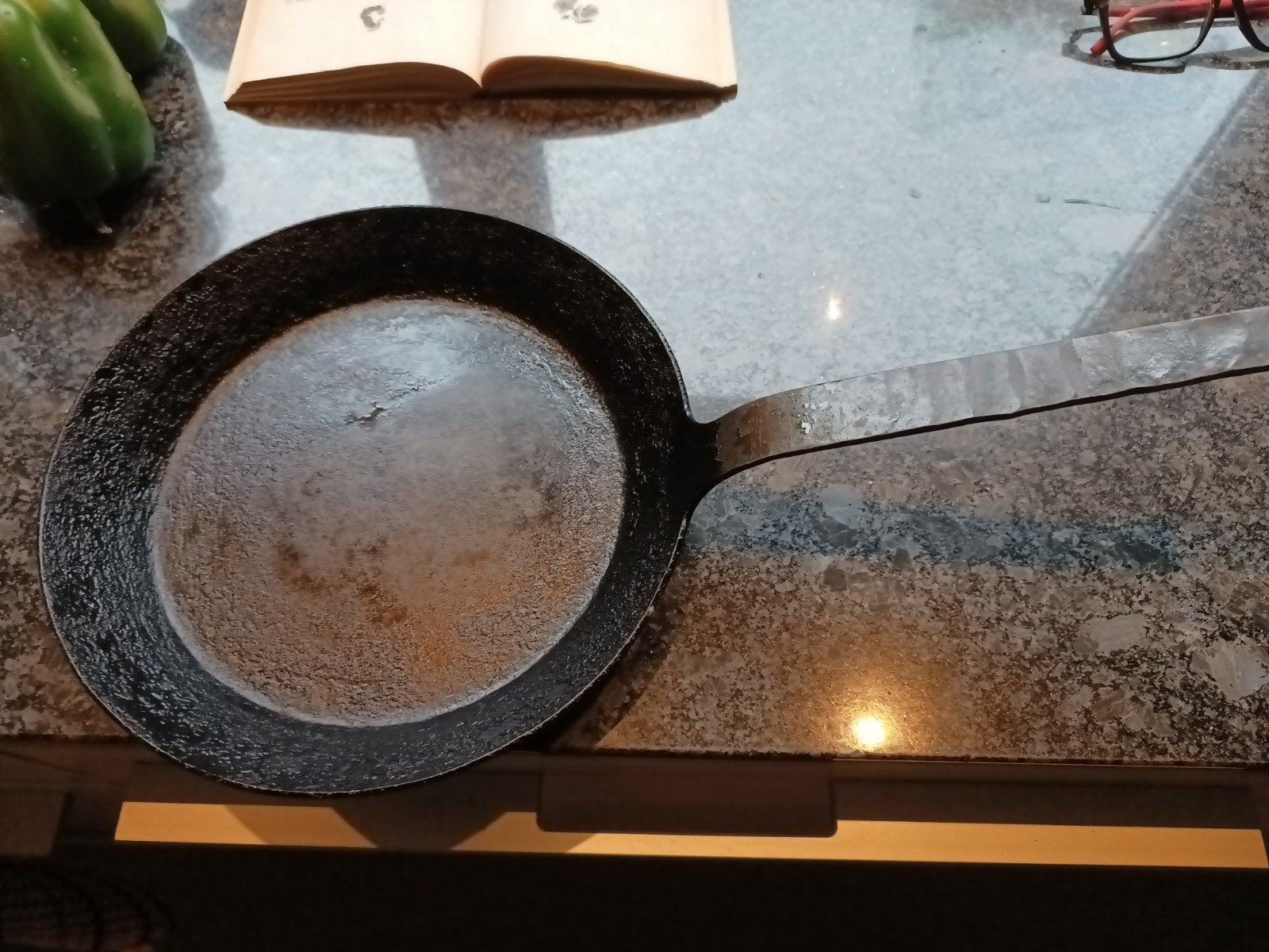 3 Robuuste Koekenpan van Handgesmeed Ijzer, Huis en Inrichting, Koekenpan, Gebruikt, Gietijzer, Ophalen of Verzenden