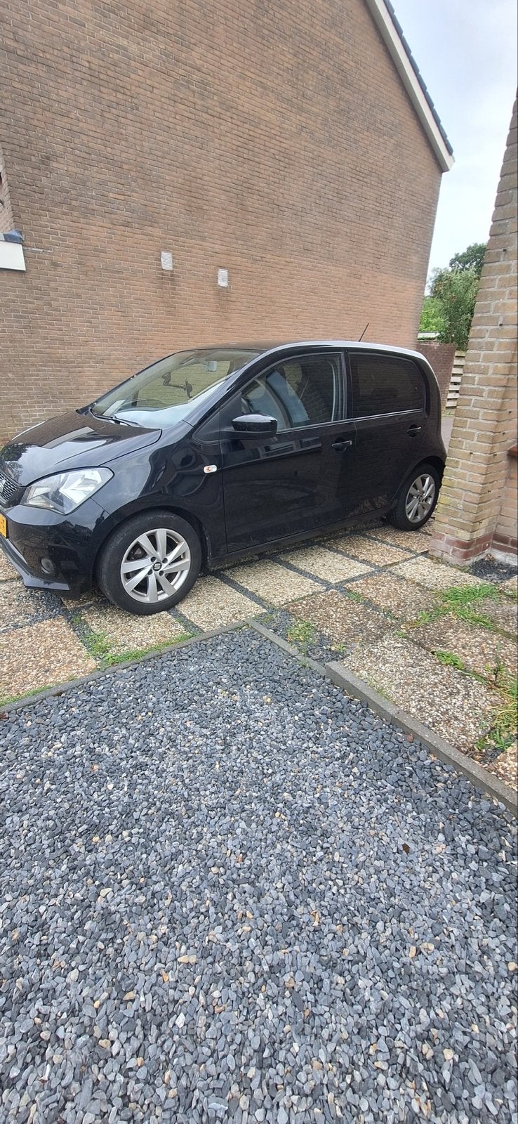 Seat Mii 1.0 44KW 2015 Zwart, Auto's, 4 stoelen, Mii, Origineel Nederlands, 24 km/l