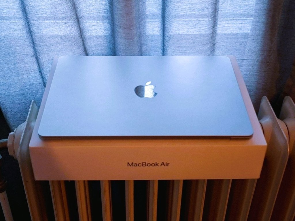 Apple MacBook Air M4 13" – 16GB RAM / 256GB SSD – Zilver