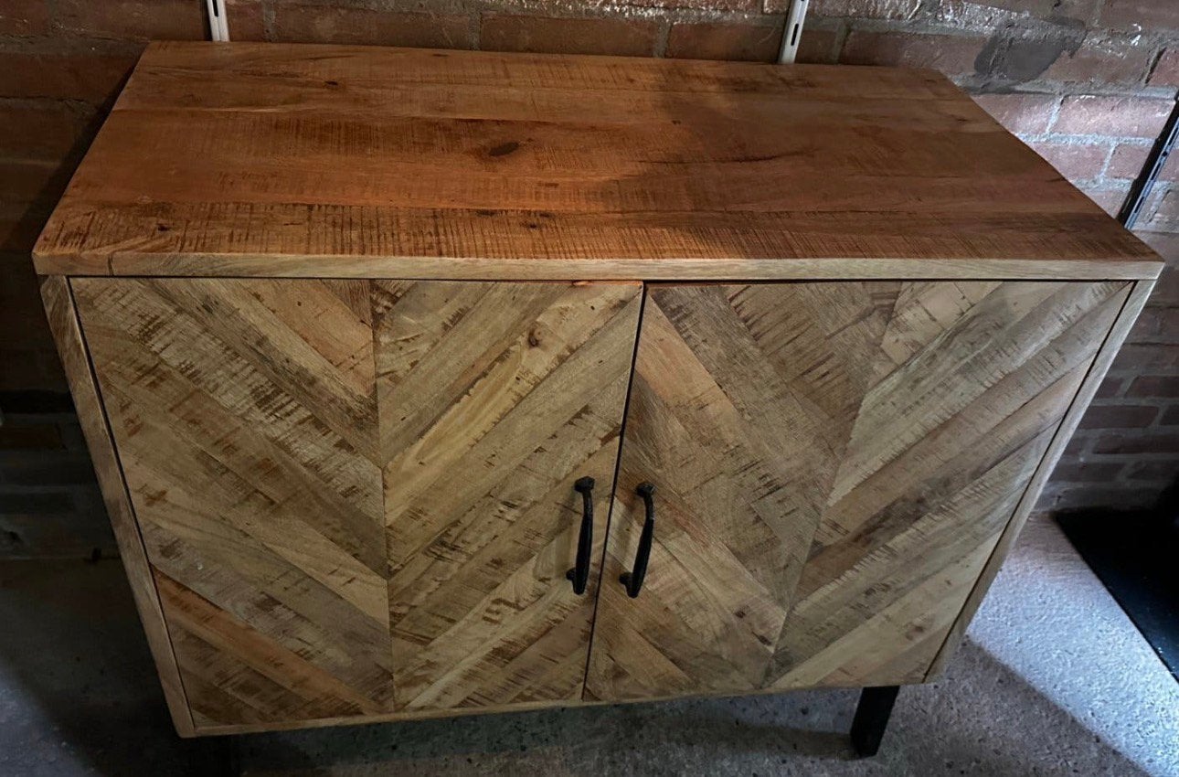 Visgraat kangohout dressoir kast, Ophalen, Zo goed als nieuw, 25 tot 50 cm, 150 tot 200 cm