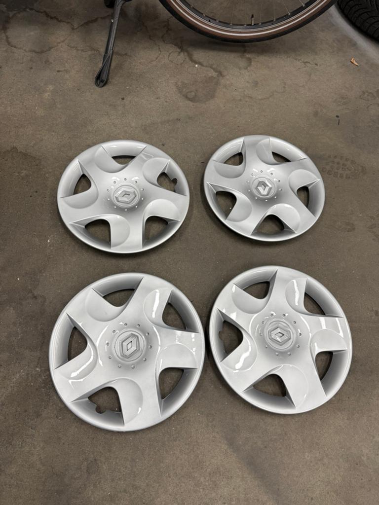 Renault Twingo wieldoppen 14 inch zilver - Nieuw, Auto diversen, Wieldoppen, Ophalen of Verzenden, Nieuw