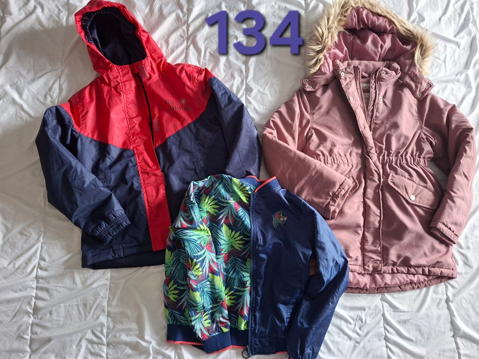 3 jassen - Rook- en diervrij huis, Kinderen en Baby's, Kinderkleding | Maat 134, Ophalen