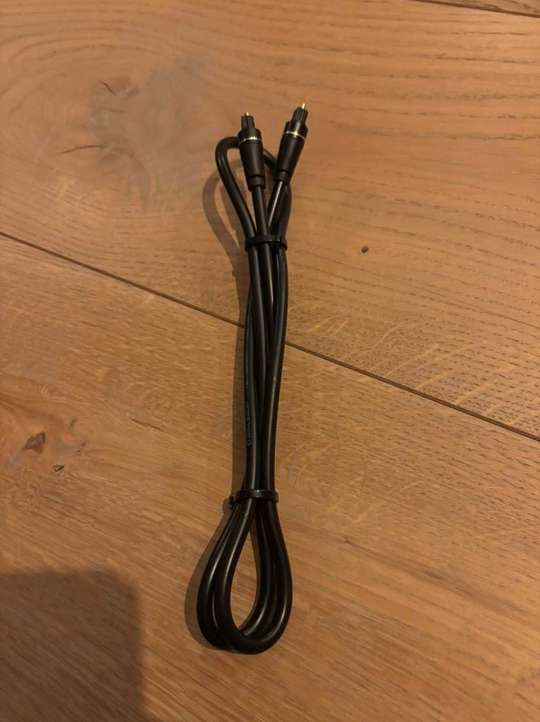 OEHLBACH SL OPTISCHE KABEL (1 METER), Audio, Tv en Foto, Ophalen of Verzenden, Zo goed als nieuw, Minder dan 2 meter, Overige kabels