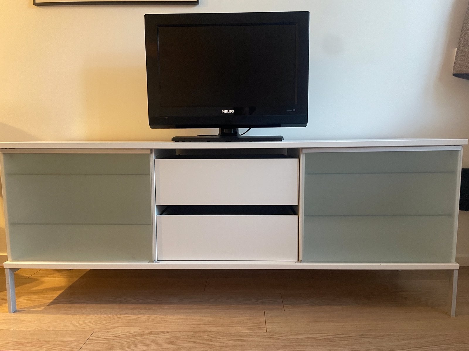 Wit hout met glas tv meubel, Ophalen, Modern strak, Minder dan 100 cm, 25 tot 50 cm