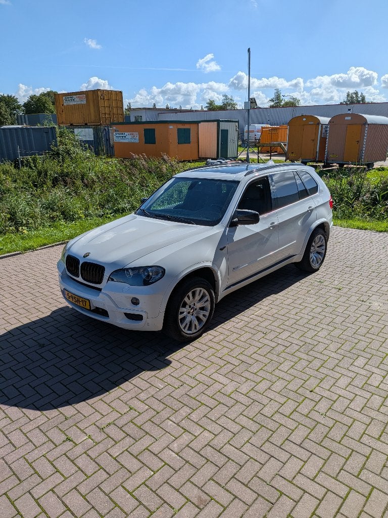 BMW X5 3.0 sd X-drive 35D 286pk Grijskenteken marge auto, Zwart, 2993 cc, Traction-control, Wit