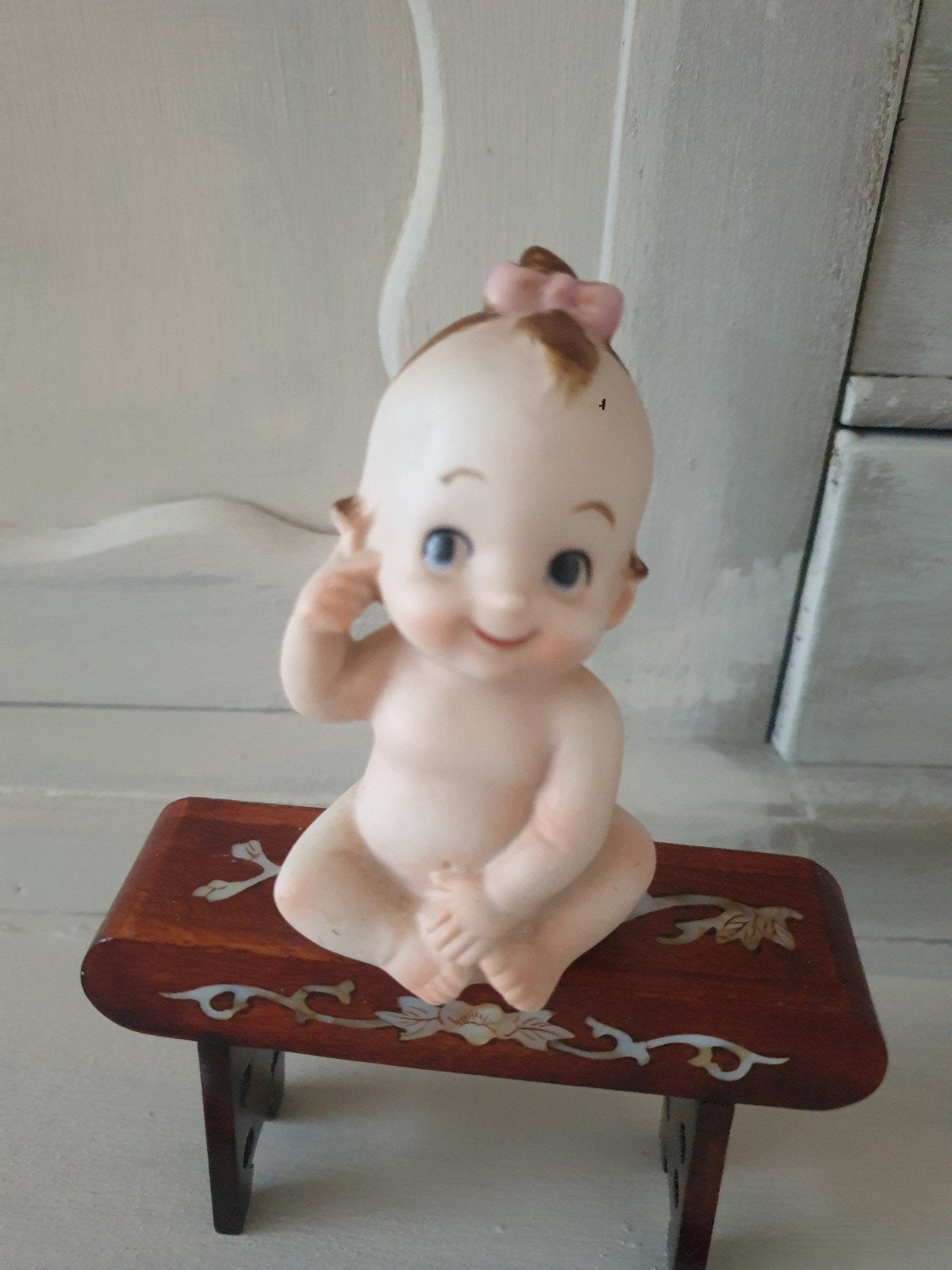 Kewpie porselein Zittend, Ophalen of Verzenden