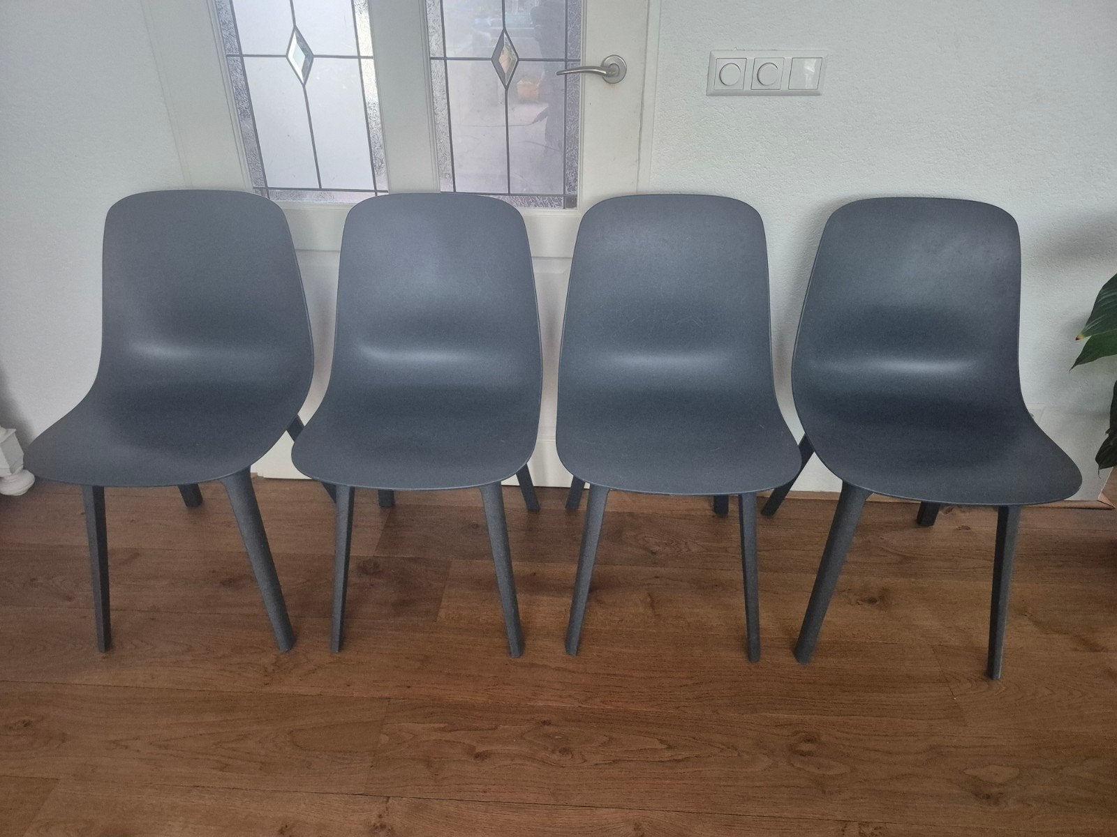 Set van 4 IKEA Odger eetkamerstoelen blauw, Huis en Inrichting, Stoelen, Ophalen, Kunststof, Gebruikt, Blauw