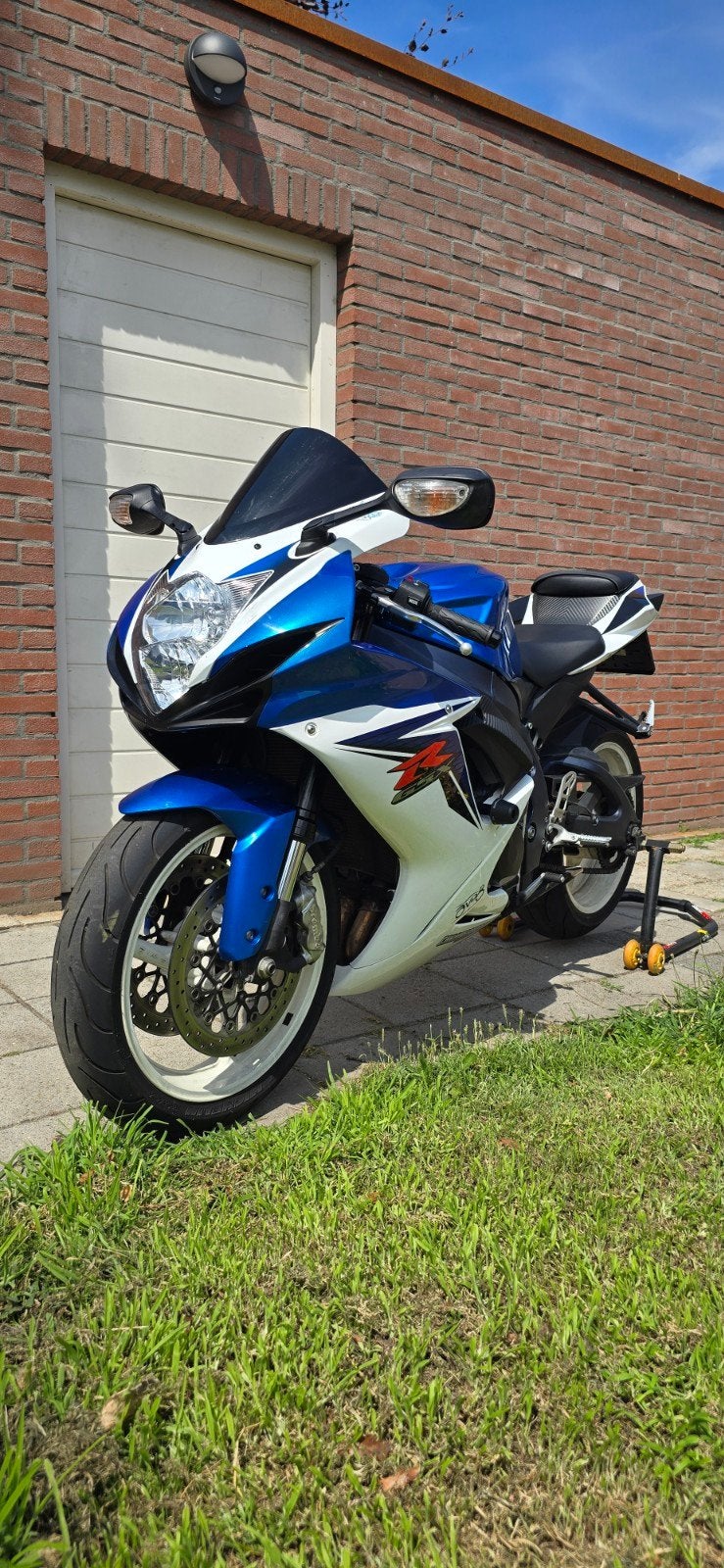 Suzuki GSXR 600 L1 - 2011 - 36.996 km paddock stand rev'it p, 4 cilinders, Motorrijbewijs A, Super Sport, Particulier