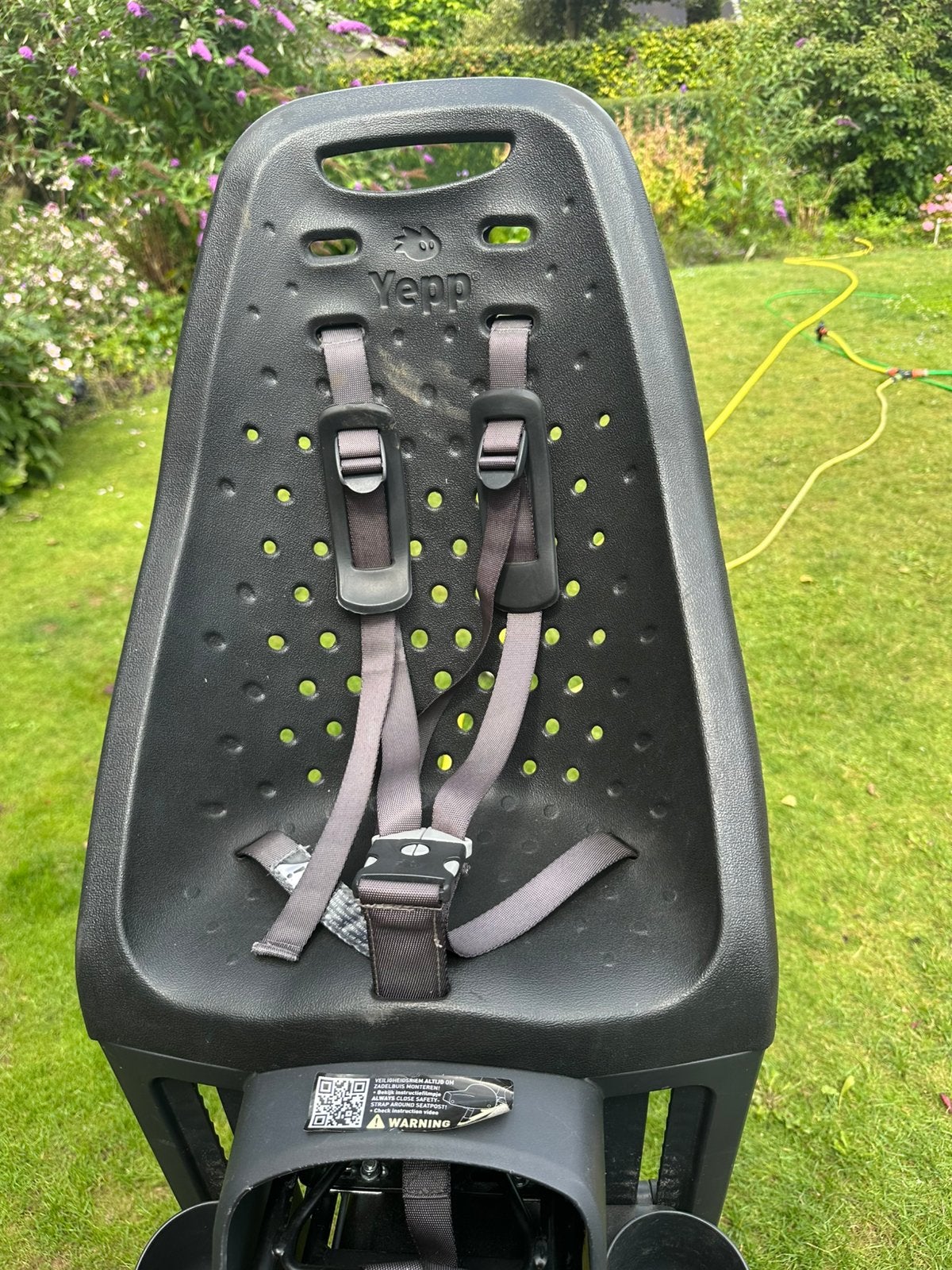 Yepp achterzitje fietsstoeltje max 22kg + bevestigings set, 15 t/m 25 kg, Achterzitje, Ophalen of Verzenden, Gebruikt