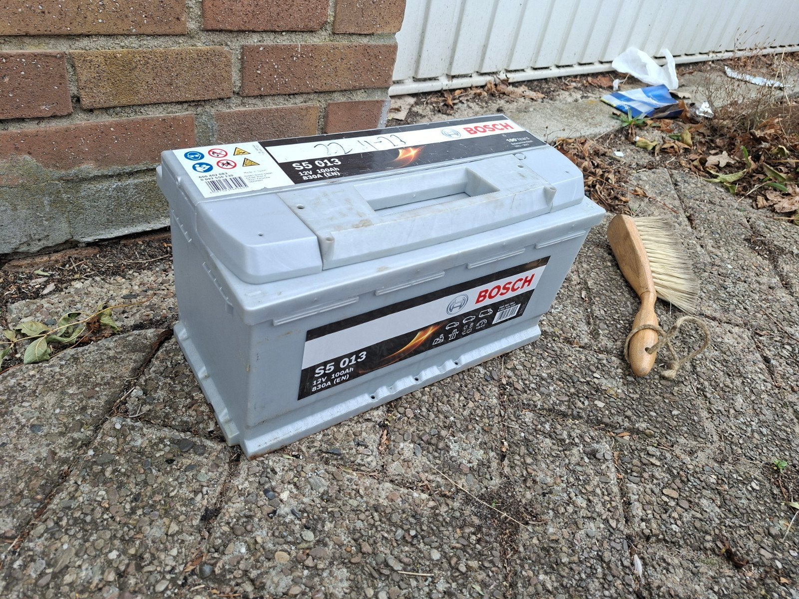 Bosch S5 013 12V 100Ah 830A (EN) Accu, Gebruikt, Overige automerken