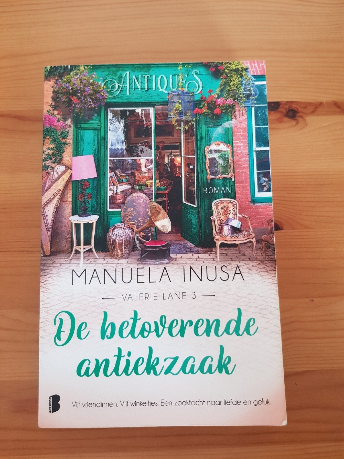 De betoverende antiekzaak, Manuela Inusa, Valerie lane 3, Ophalen of Verzenden, Gelezen, Manuela Inusa