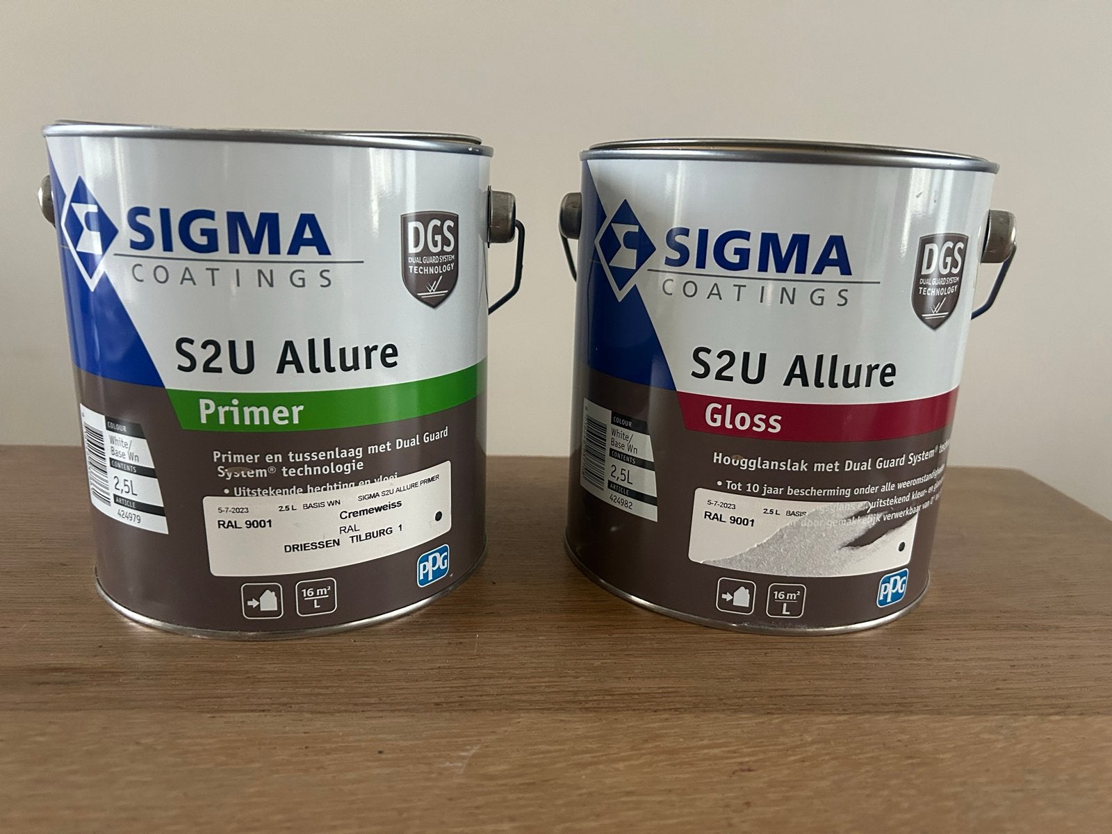 Sigma S2U Allure Primer en Hoogglanslak (RAL 9001), Ophalen, Gebruikt, Wit, Lak