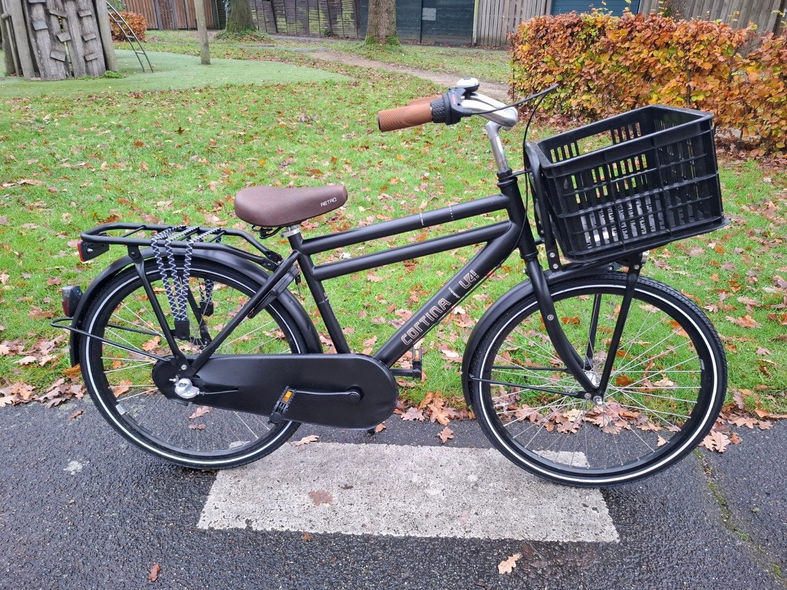 Zwarte cortina U4 jongensfiets 24INCH, nw banden 3 versnell, Ophalen, Zo goed als nieuw, 24 inch, Versnellingen