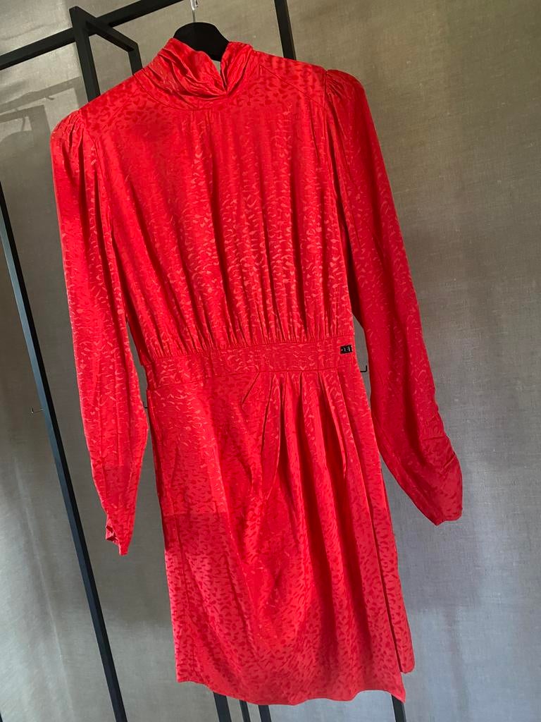 Rode jurk Nikkie / Kate Moss, Ophalen of Verzenden, Zo goed als nieuw, Maat 34 (XS) of kleiner, Boven de knie