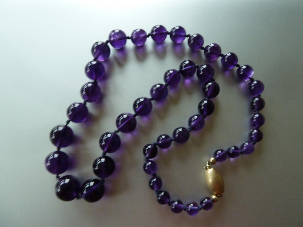 Vintage jaren '50 amethist collier met 14 kt. gouden slot, Verzenden, Paars, Zo goed als nieuw, Steen of Mineraal