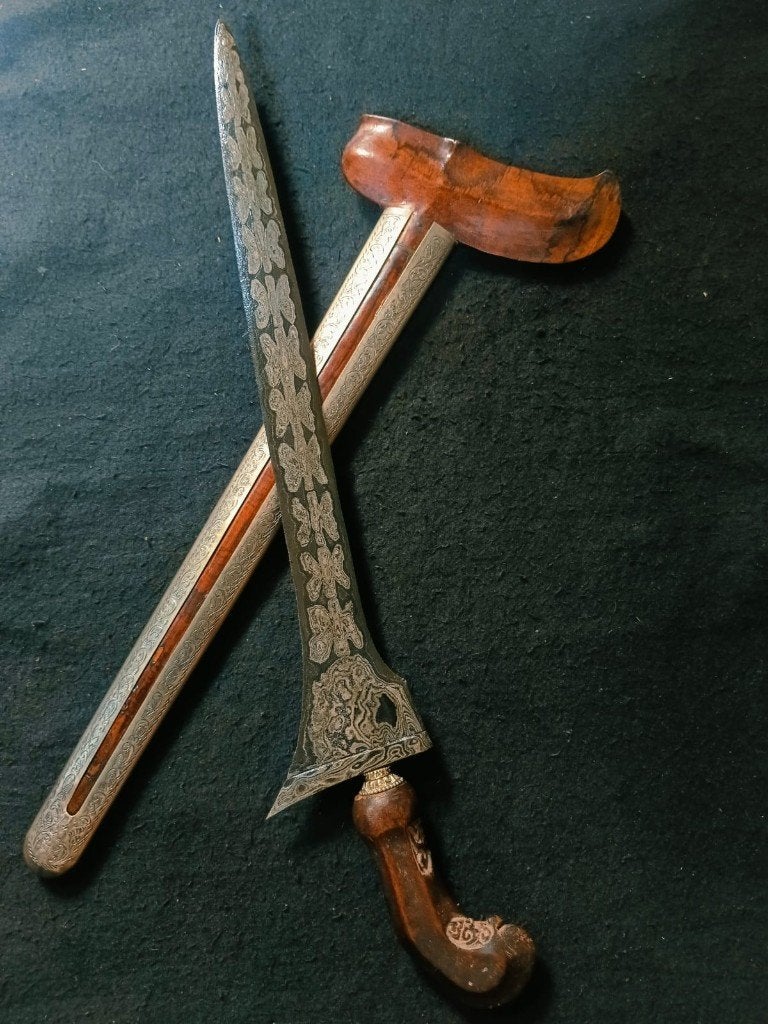 Antieke Keris Brojol Pamor Kupu Tarung Tunggak Semi SVG94, Wapen, Verzenden, Overige materialen, Indonesië