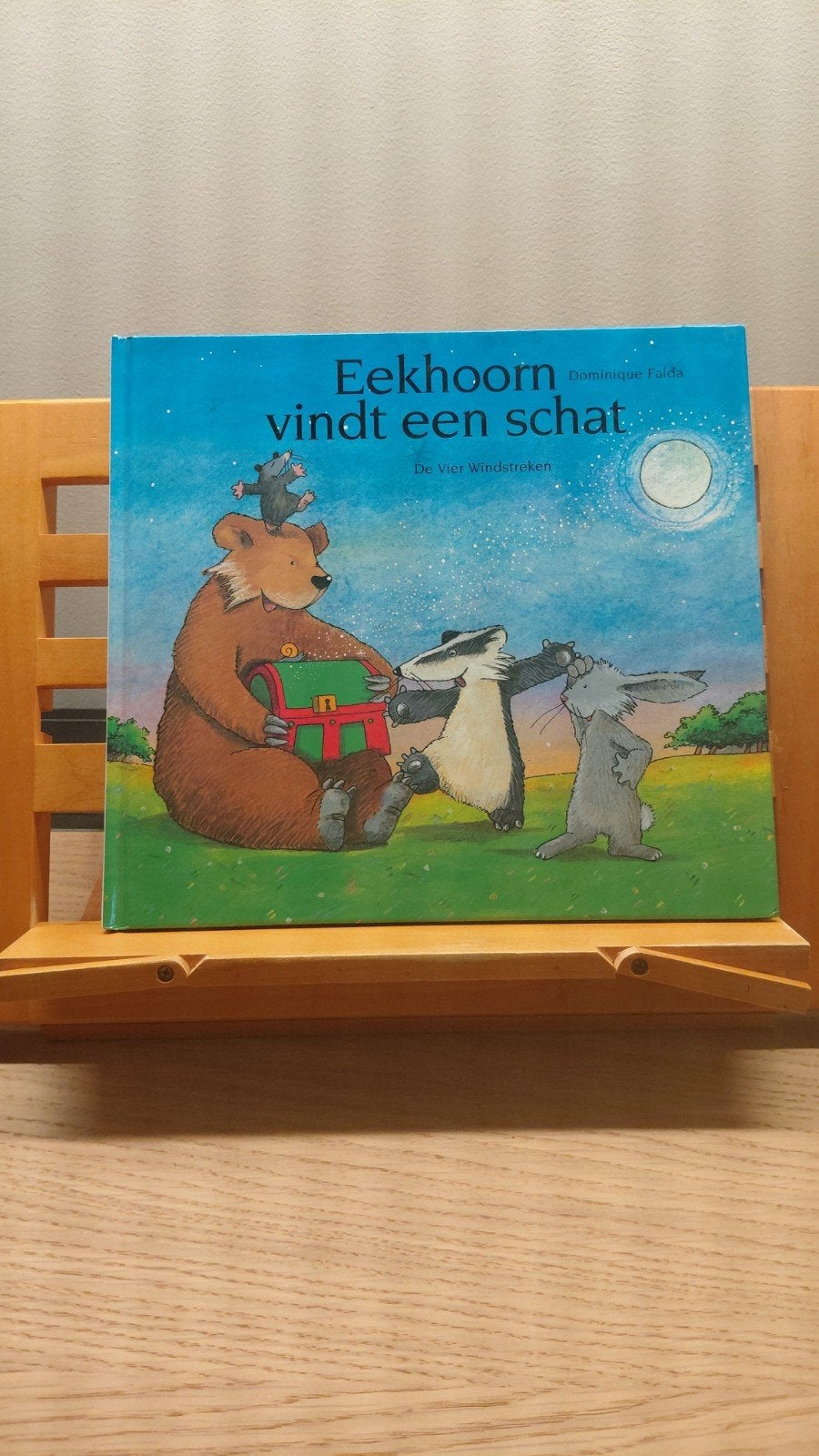 Eekhoorn vindt een schat - Prentenboek, Ophalen of Verzenden, Zo goed als nieuw, Dominique Falda, Prentenboek