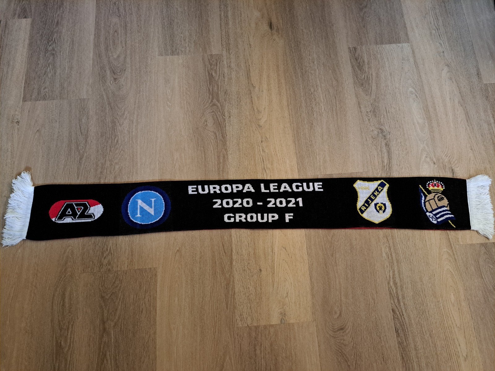 AZ Alkmaar sjaal Groepsfase Europa League F, Ophalen of Verzenden, AZ, Vaantje of Sjaal