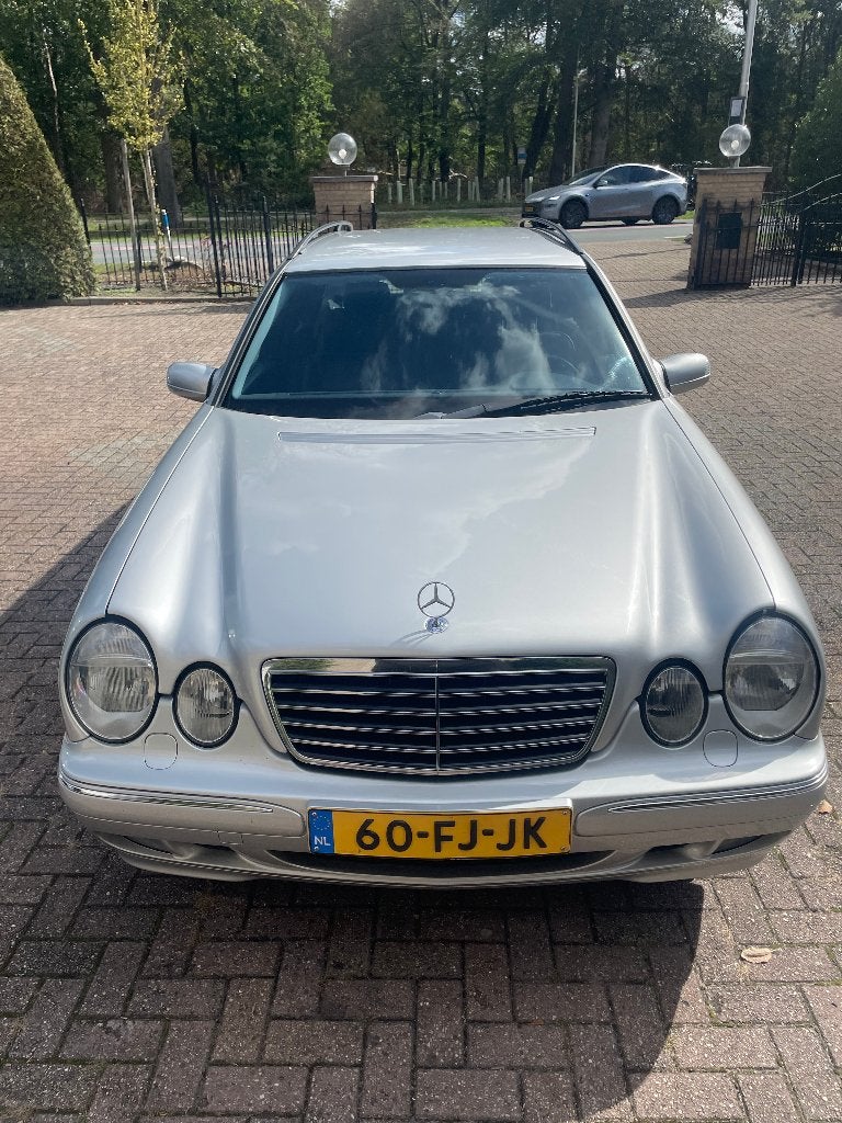 Mercedes-Benz E-Klasse 3.2 CDI E320 Combi Classic AUT 2000, Auto's, Zwart, 3222 cc, Stationwagon, Diesel