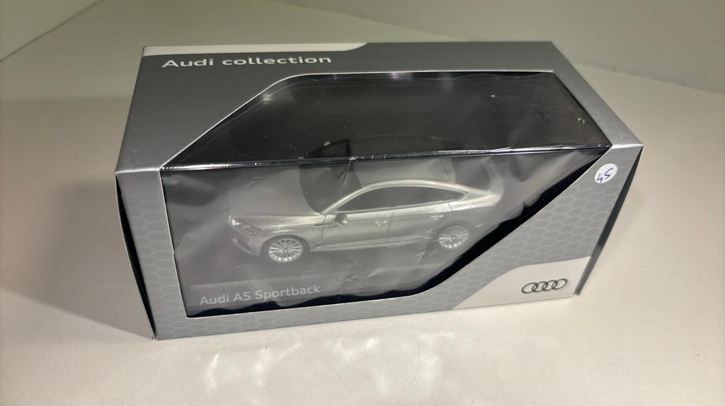 Audi a5 sportback zilver spark 1.43, Overige merken, Auto, Ophalen of Verzenden, A